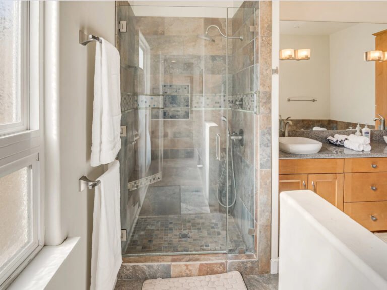 Spacious living room for corporate housing near Thousand Oaks CA