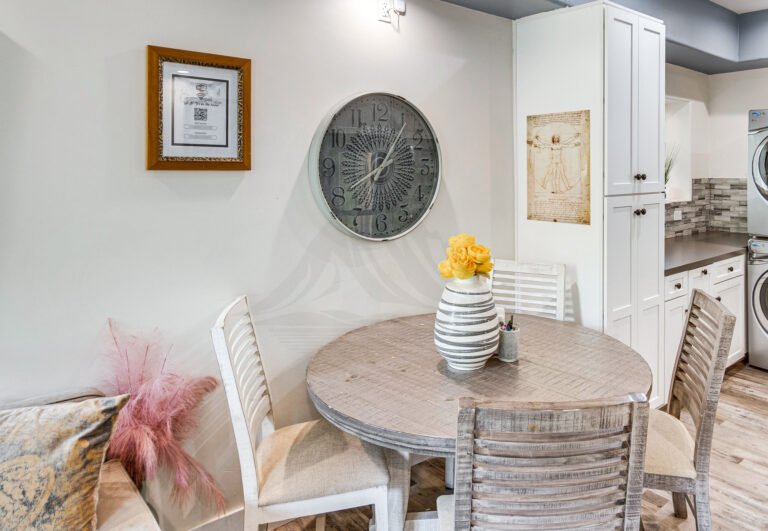 Private balcony with mountain views at The Mountain Retreat Newbury Park